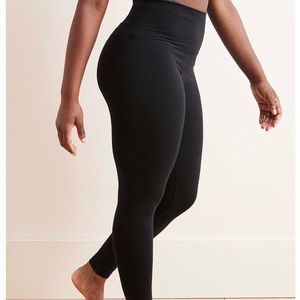 Aerie Chill High Waisted Leggings- NWT